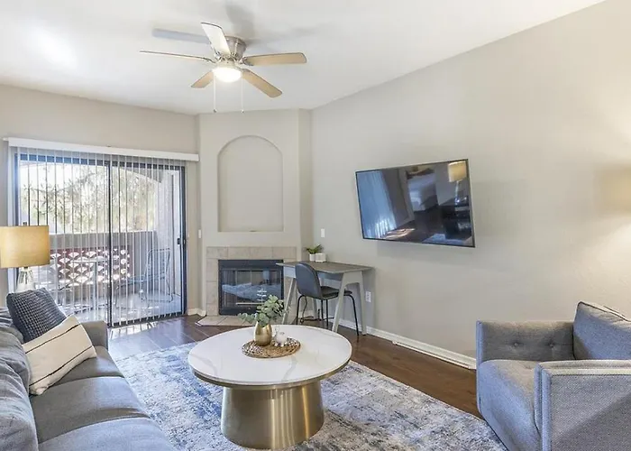 Landing Modern With Amazing Amenities *